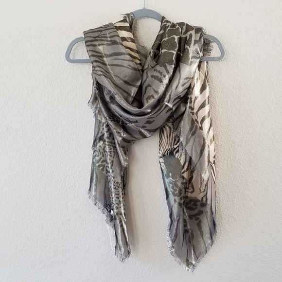 Animal print metalic shimmer scarf - Picture 1 of 7